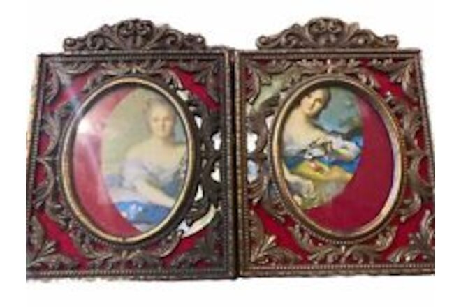 Pair Of Vintage Ornate Picture Frames, with Red Felt Made in Italy