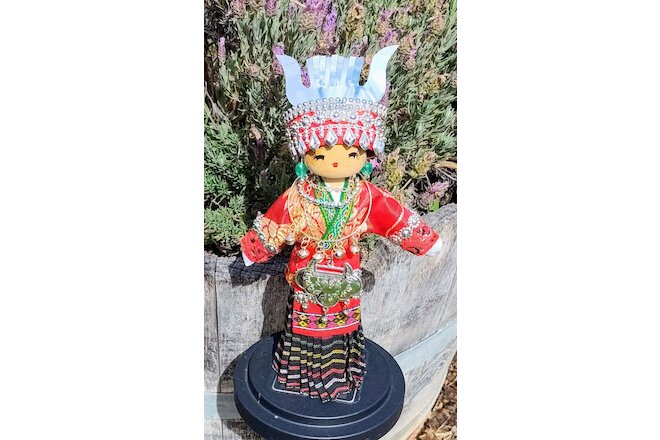 🔥 CHINESE CULTURUAL HANDMADE WOOD & CLOTH DOLL Traditional MIAO Clothes 10" 🔥