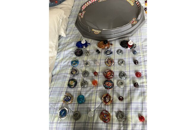 Beyblade Burst lot Takara Tomy Beyblades from show in good condition