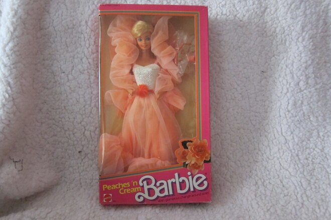 Mattel 7926 Peaches 'N Cream Barbie Doll