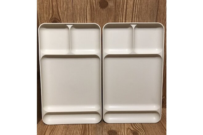 2 Vintage Tupperware Ivory Cream Beige Meal Trays 1535 Picnic Cafeteria Plate
