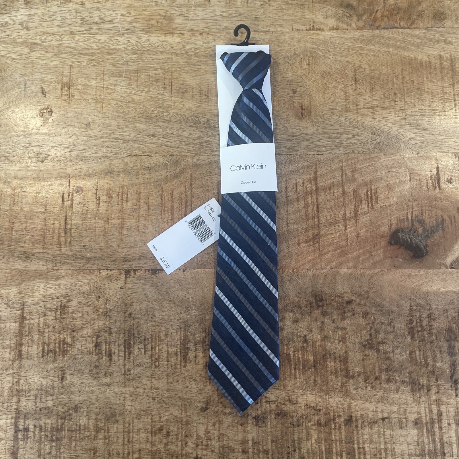 Calvin Klein  Zipper Tie Boys Adjustable Zip Necktie Navy Blue Striped Youth NWT Calvin Klein - фотография #2