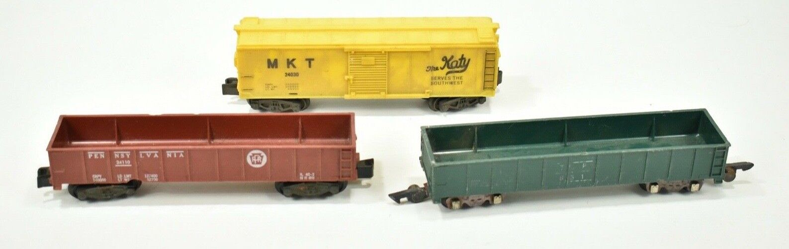 S Scale Lot: American Flyer Yellow 24030 Gondola Red 24110 Gondola Green 631 American Flyer 24030