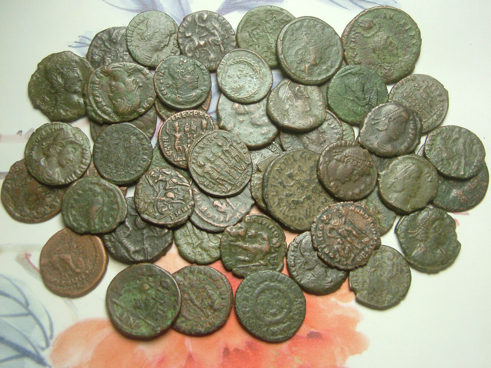 Lot 5 Ancient Roman coin Constantine Valentinian Licinius Consantius Claudius Без бренда - фотография #12