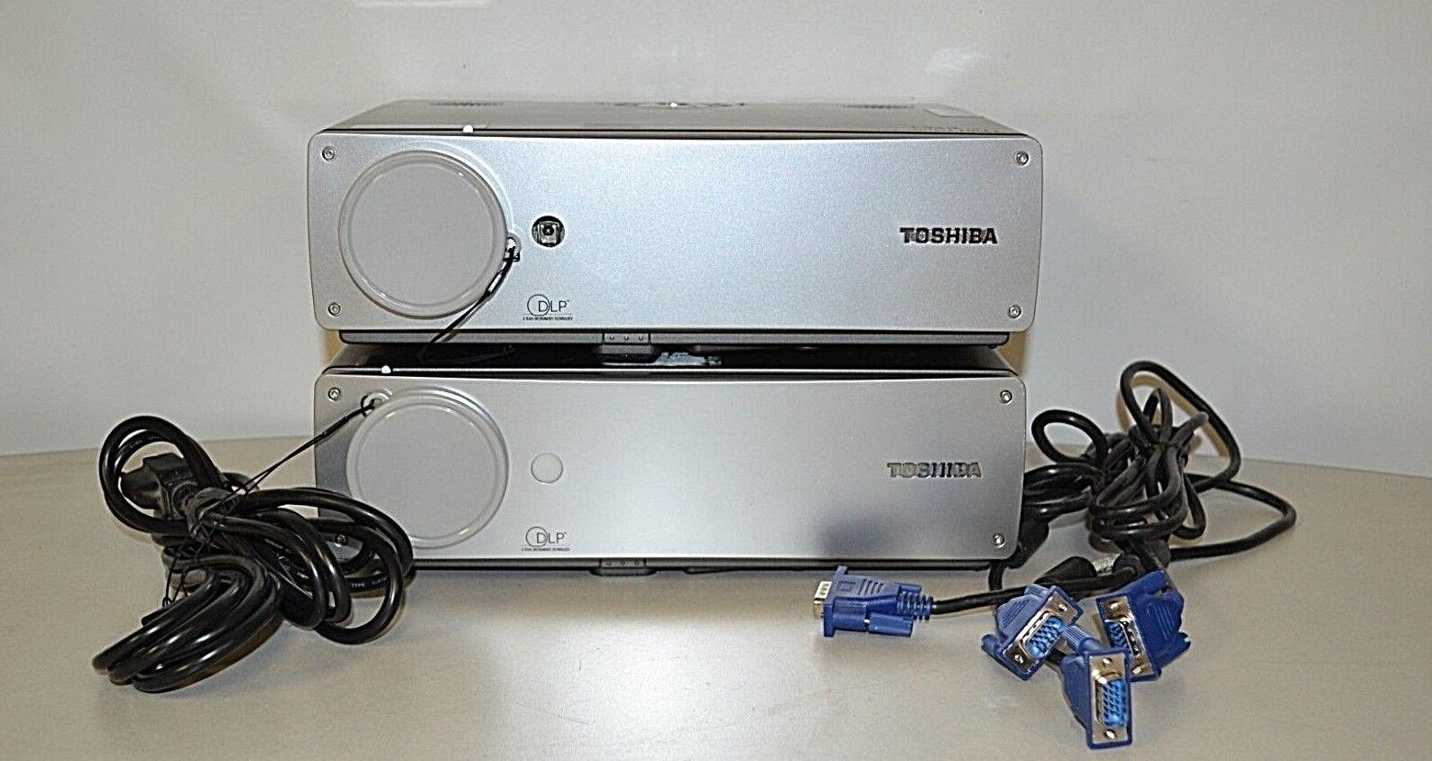 Toshiba TDP-T91A DLP Entertainment Projectors Less than 1100 Hours - Lot of 2 Toshiba TDPT91A, TDP-T91A