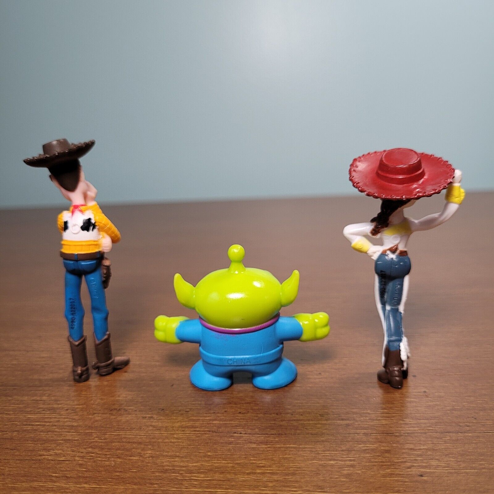 Disney Pixar Toy Story Woody hand on chin Jessie hand on Hat Alien 3 Figures Lot Disney - фотография #3