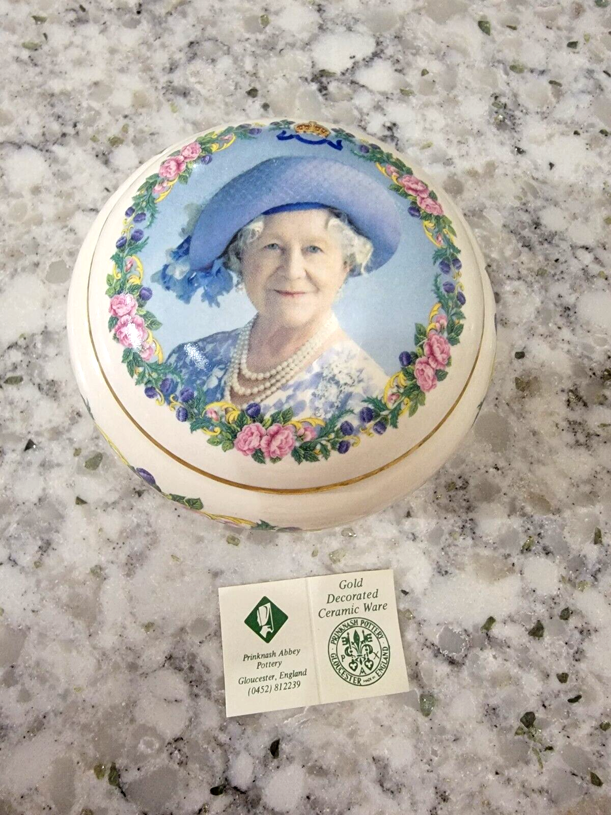 Queen Elizabeth Abbey Pottery Commemorate 100th Bday Dish 2000 24K Gold Decor Без бренда