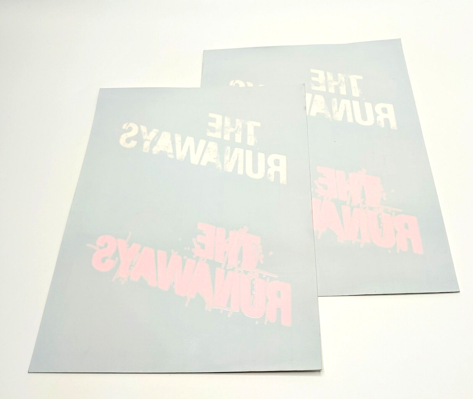 The Runaways 2010 Movie Promo Window Cling Sticker Joan Jett Fanning Stewart NEW Без бренда