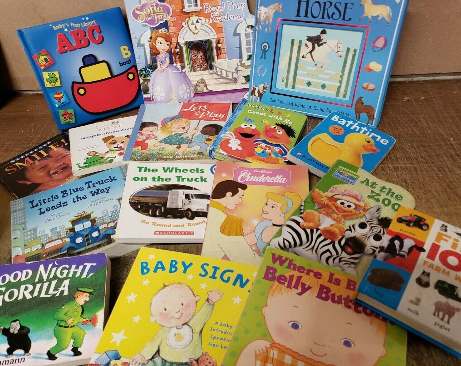 Lot of 5 Children BOARD Hardcover BABY TODDLER DAYCARE Kids BOOKS *RANDOM MIX* Без бренда