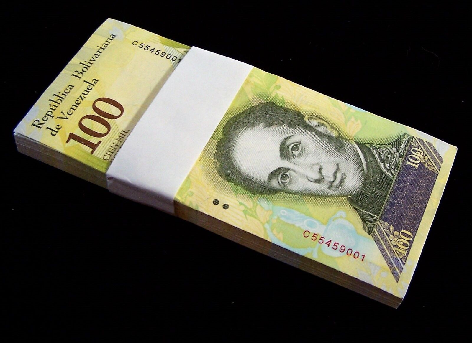 100 x Venezuela 100000 (100,000) Bolivares, 2017,P-100,about UNC banknote bundle Без бренда