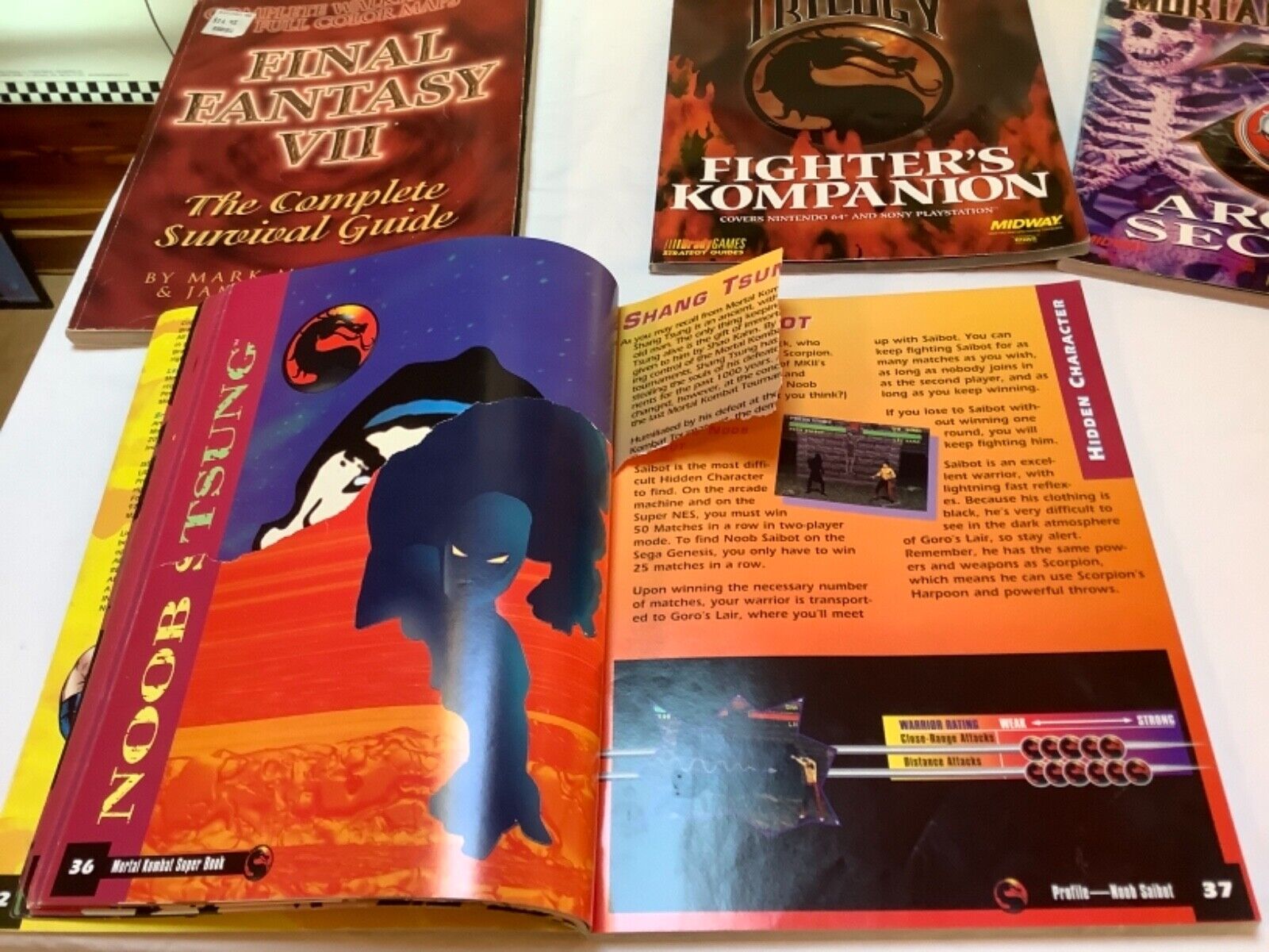 Vintage Mortal Kombat Super Book1994, Mortal Kombat Fighters Kompanion 1996, Mor Midway - фотография #4