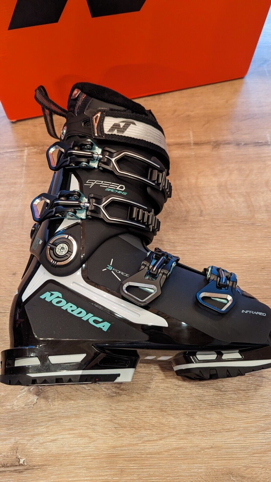 2024 Nordica Speedmachine 3 105 W GW Nordica