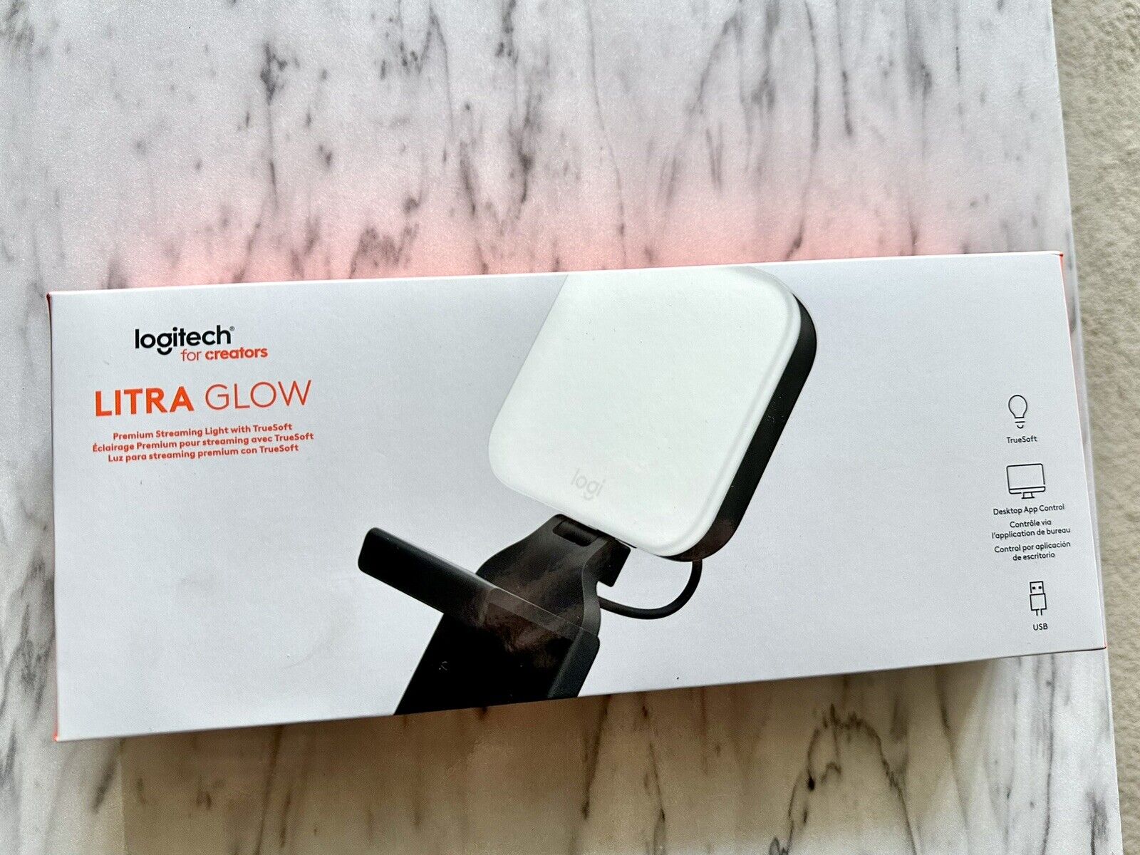 NIB Logitech Litra Glow Premium Streaming Light W/ Truesoft Logitech 946-000001