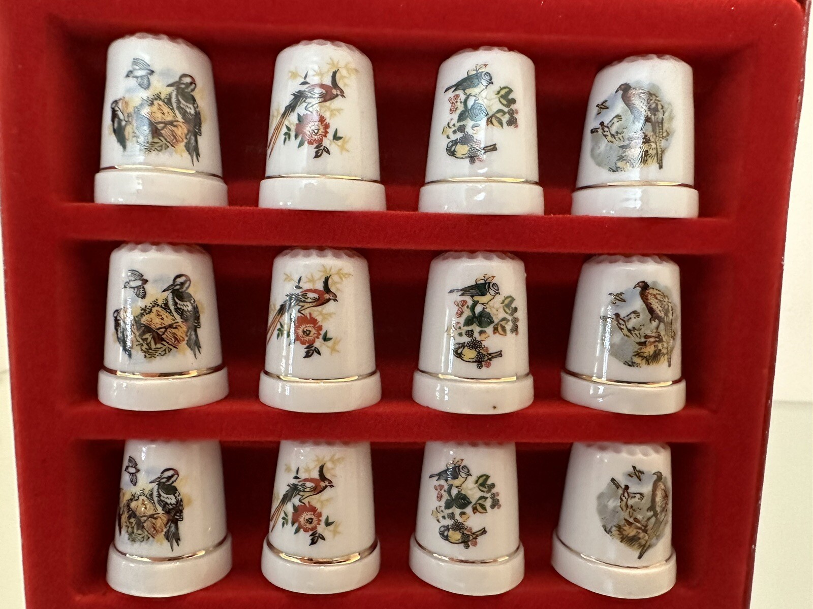 Thimbles Collectibles Lot Of 12 NEW Vintage Porcelain Thimbles Birds Fowl Без бренда - фотография #2