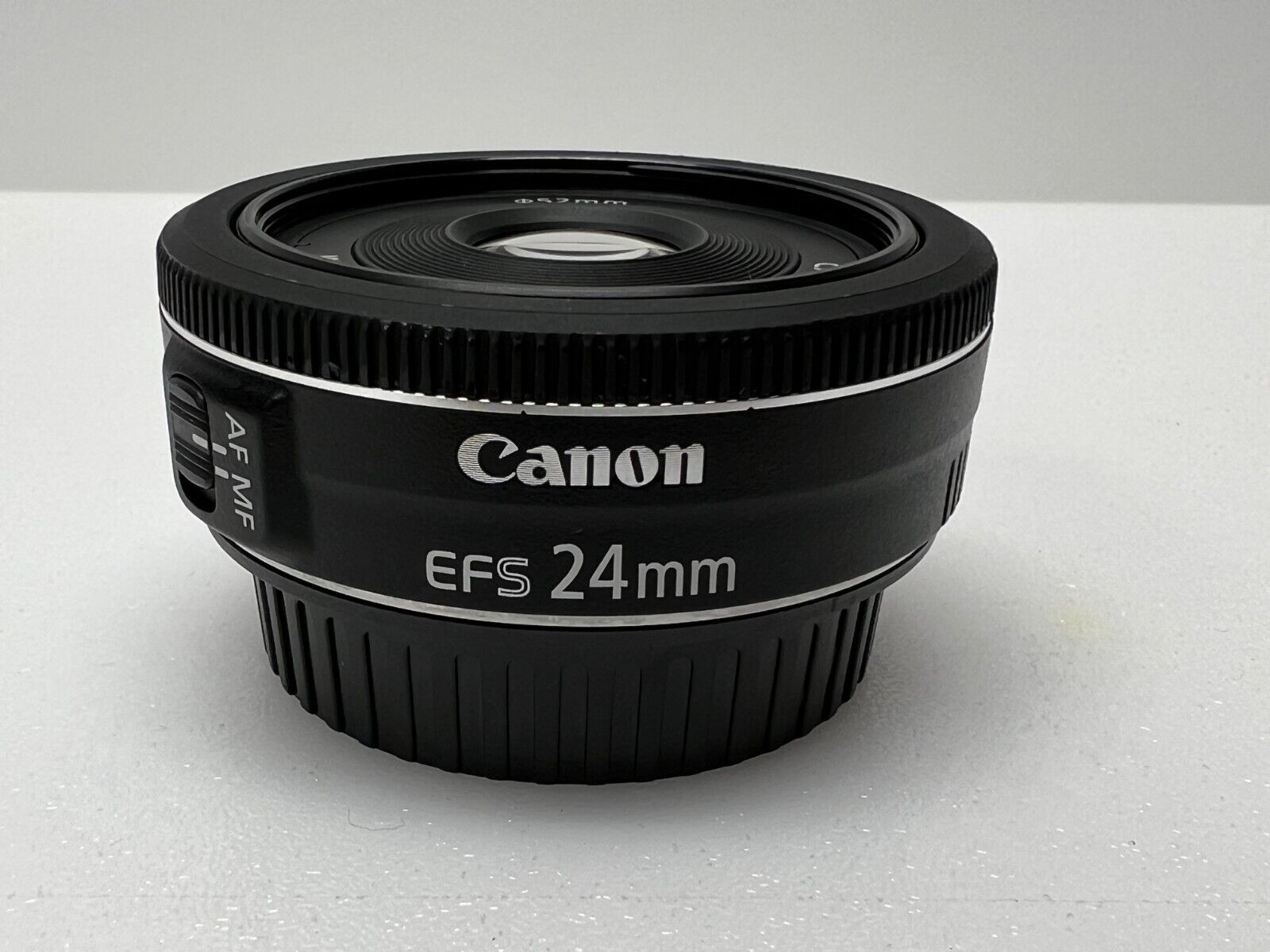 Canon EF-S 24mm f/2.8 STM Lens Canon 9522B002