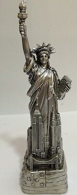 6" Silver Statue of Liberty Figurine w.Flag Base and NYC SKYLines from NYC Без бренда