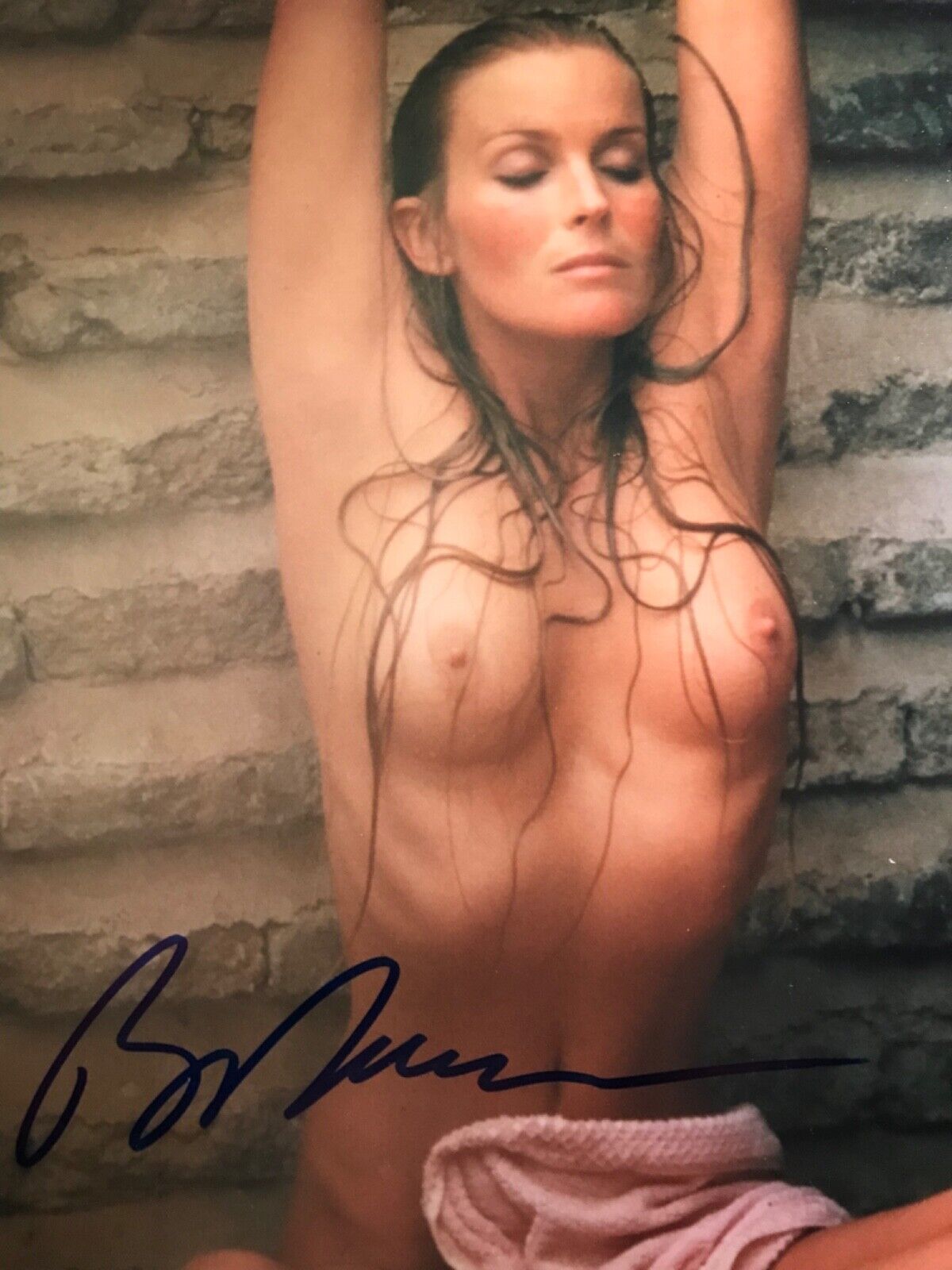 nude/risque photo Bo Derek autographed 8x10 with COA Без бренда