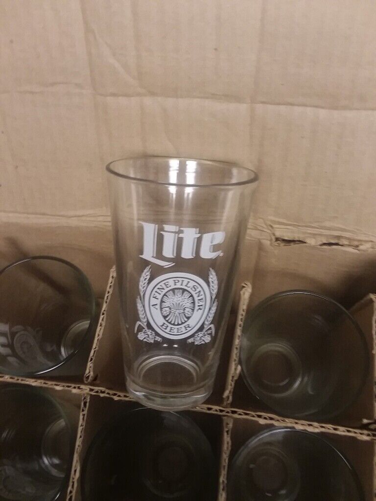 Miller Lite 16 Oz. Glasses Vintage 1980-2005 Case / 24 Miller Lite Beer Glasses Miller Lite