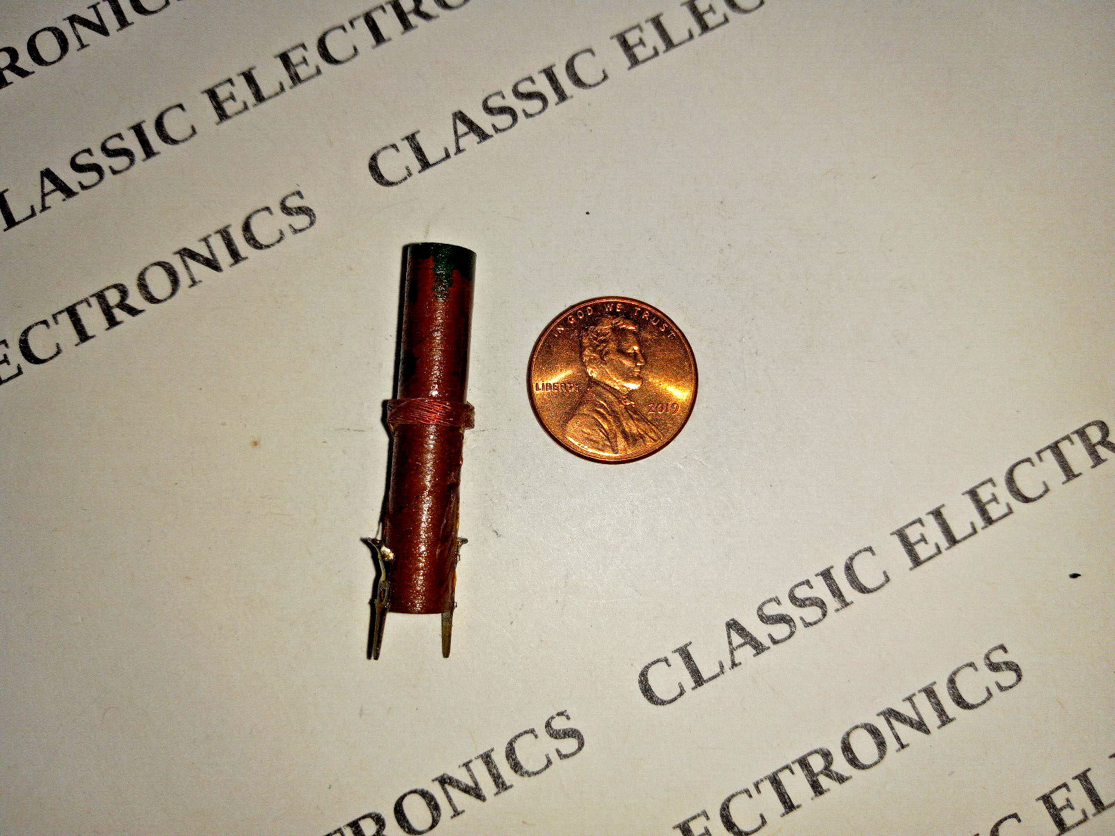 Vintage Heathkit Phenolic 29uH RF Coil Radial PCB Leads 3.5 Ohms DC Resistance Heathkit Unknown - фотография #6