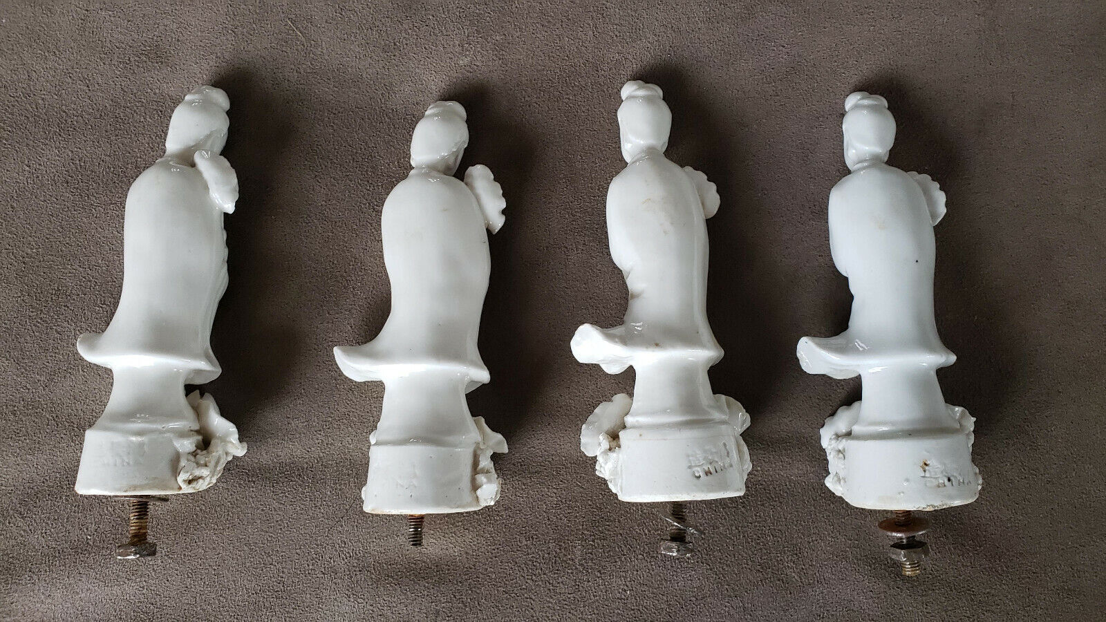 Four Rare Antique Blanc de Chine Chinese Guanyin Figurines. 4.25 inches tall. Без бренда - фотография #4