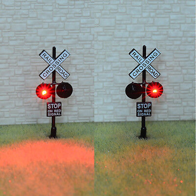 4 x HO Scale Railroad Crossing Signals 2mm LEDs made + 2 Circuit board flashers Unbranded Does Not Apply - фотография #4