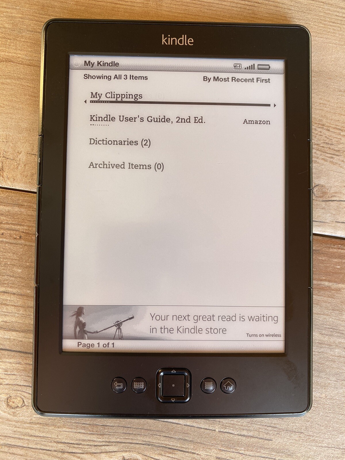 Amazon Kindle Touch (4th Generation) 4GB, Wi-Fi, 6in - Silver Working Amazon B005890G8O - фотография #3