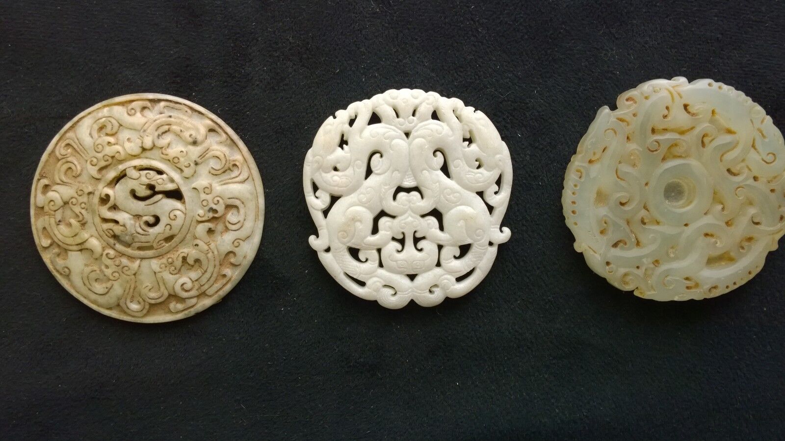 Group of Three Pei Hand Carved Open Face Circular Flat Complex Amulets 2 3/4". Без бренда