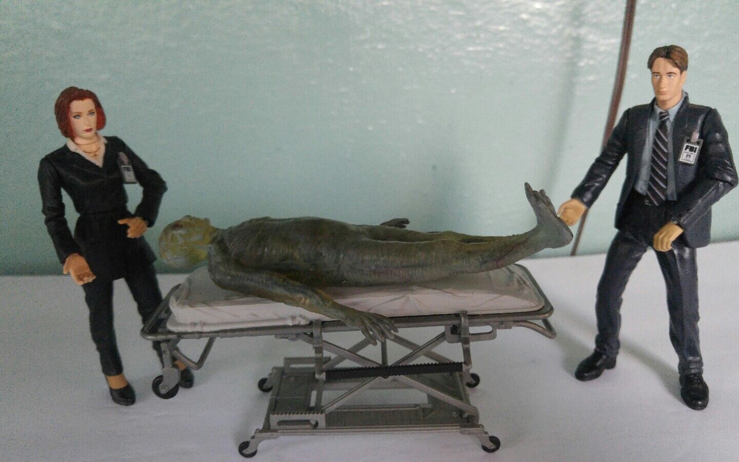 Loose 1998 McFarlane Toys The X-Files Series 1 Three Ultra Action Figures Без бренда