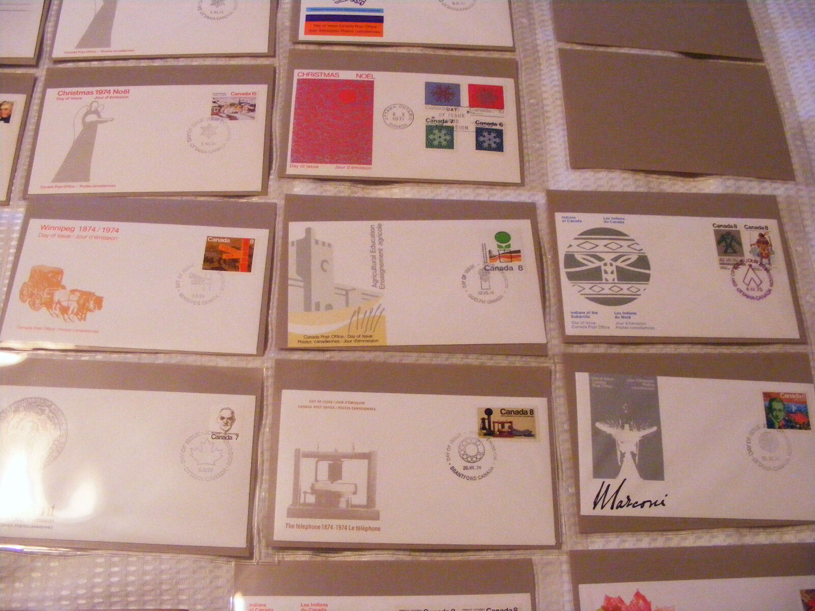 Canada  37  First  Day  Covers  1971 To 1978   In  A  Tan  Coloured   Safe Album Без бренда - фотография #8