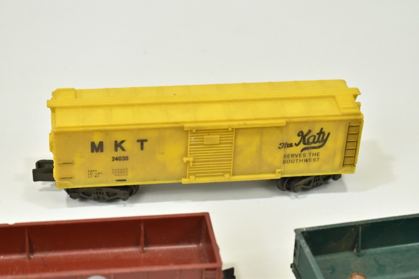 S Scale Lot: American Flyer Yellow 24030 Gondola Red 24110 Gondola Green 631 American Flyer 24030 - фотография #4