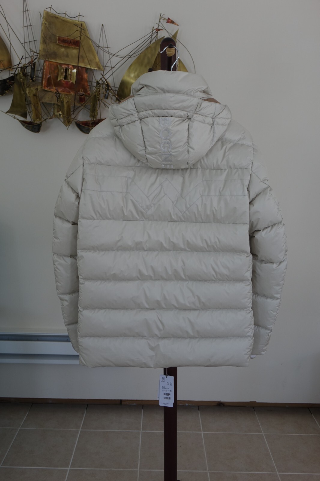 BOGNER Sim-D Down Ski Jacket, Men's 40, Ivory/Caramel, Powder Skirt Bogner - фотография #5