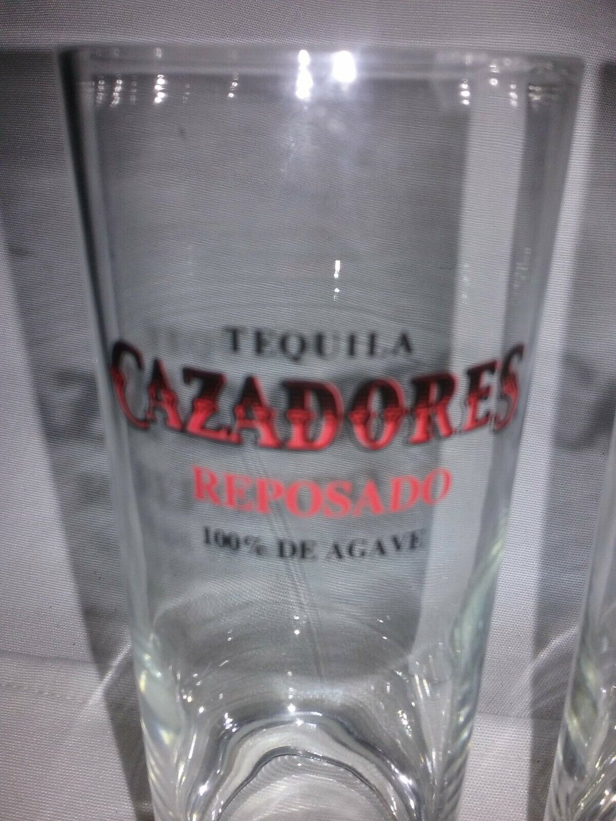 Set of 2  Liquor GLASSES CAZADORES Reposado 100% De Agave Mexico Tequila Est1870 Cazadores Reposado - фотография #2