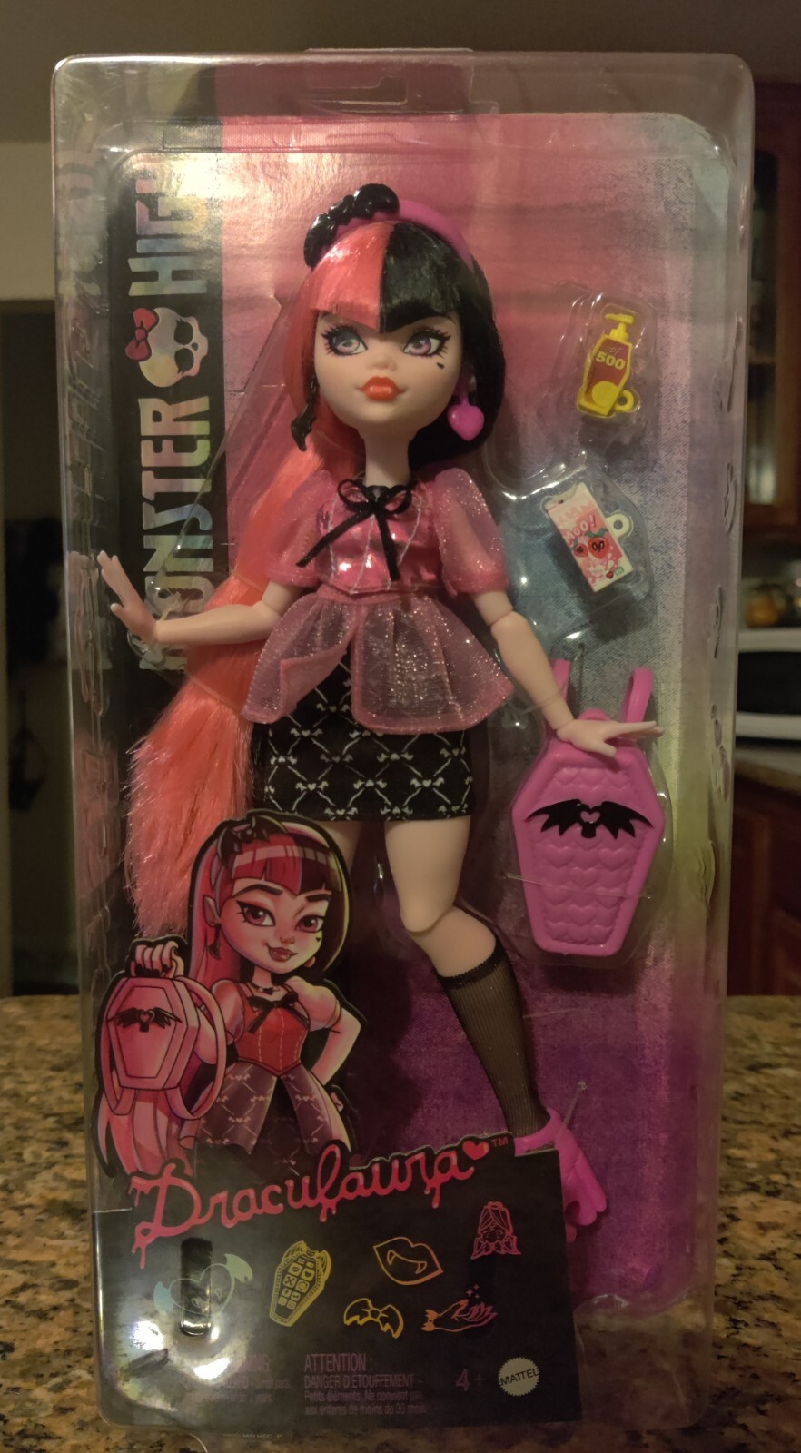 Mattel Monster High Draculaura Fashion Doll - HKY71 Mattel HKY71 - фотография #4