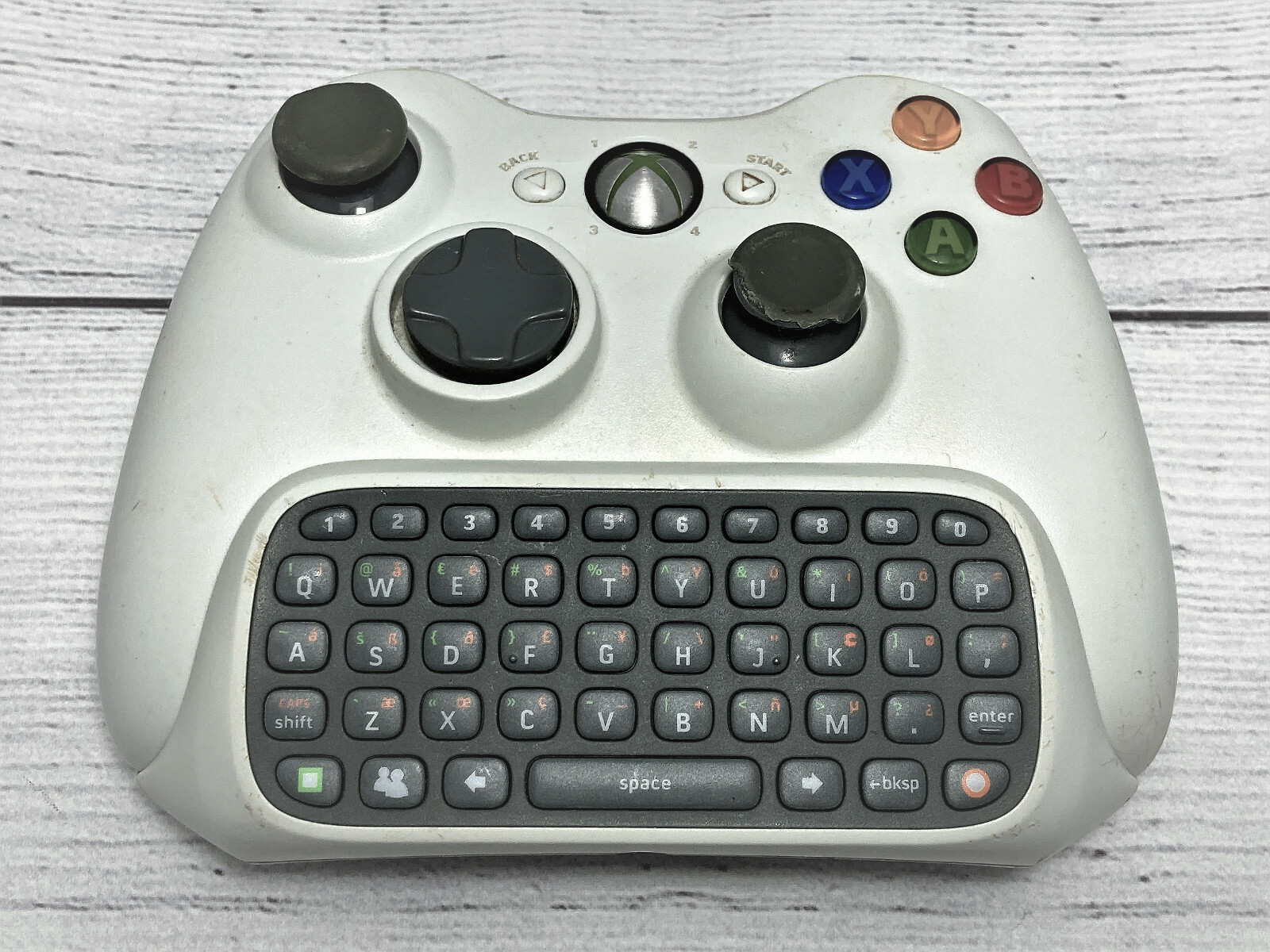 Official Microsoft Xbox 360 Wireless Controller and Chat Pad Keyboard White OEM Microsoft Microsoft Xbox 360