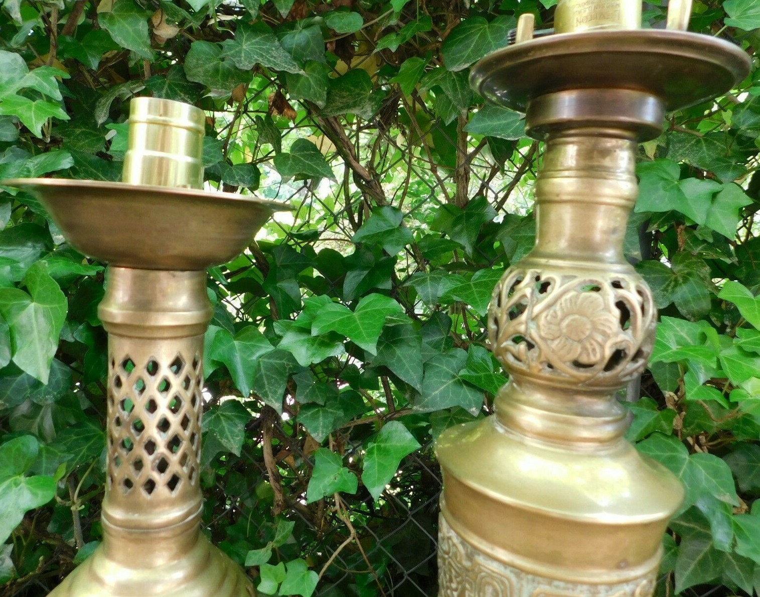2 Large Mid Century Asian 27.5" & 30" ORNATE BRASS LAMPS James Mont style Unbranded Does Not Apply - фотография #6