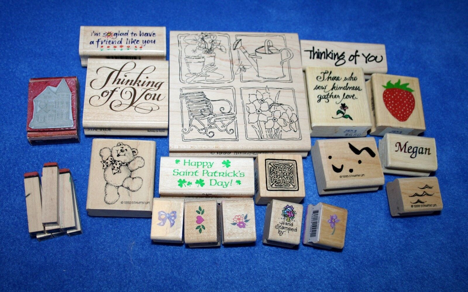 MIXED LOT OF 26 Rubber Mounted Scrapbooking Stamps, Flowers, Bear, Words & Heart Без бренда