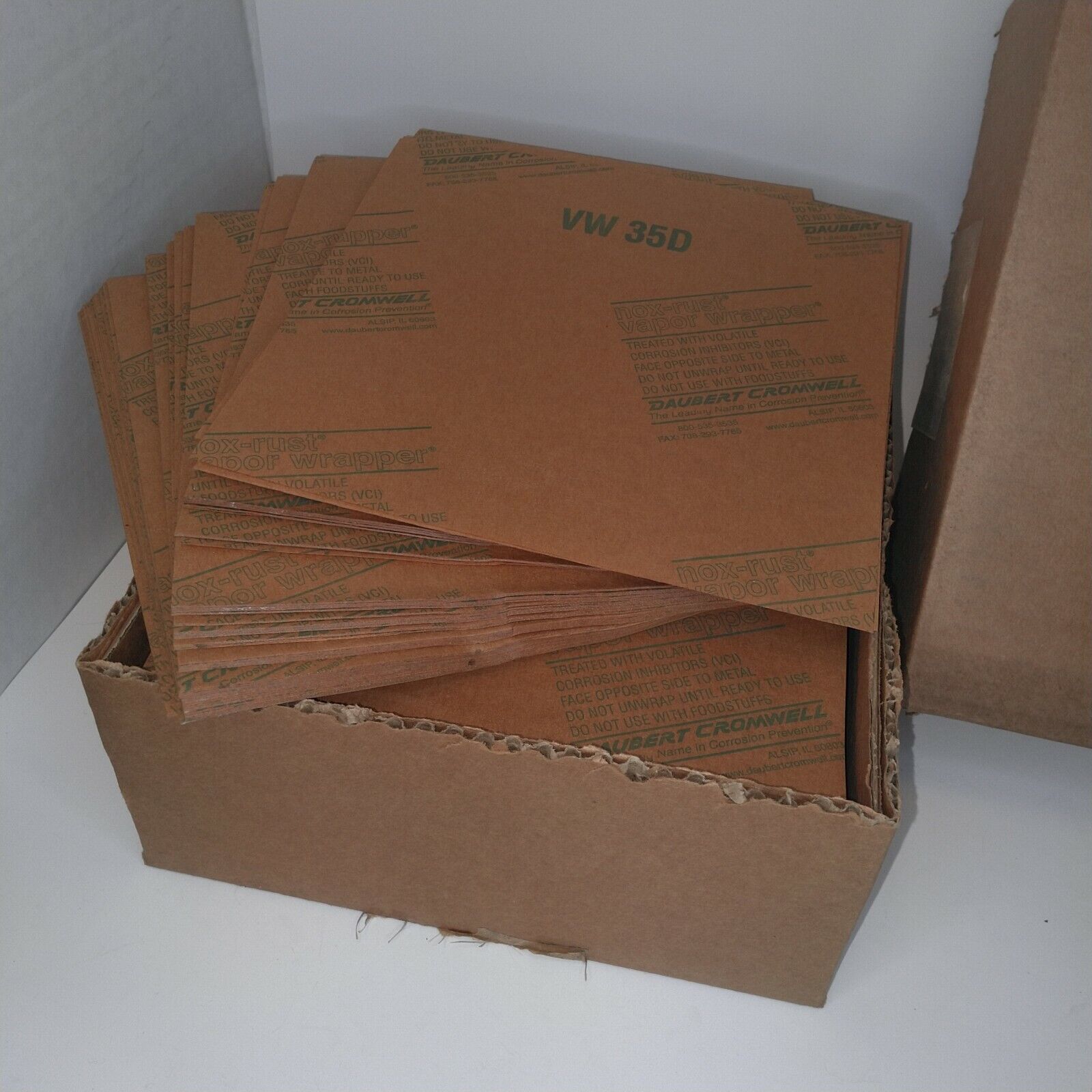 Lot of 25 VCI Paper 8"x8" Rust Prevention Storage Wrap Daubert Cromwell VW 35D Daubert Cromwell V35C0000S08X08X