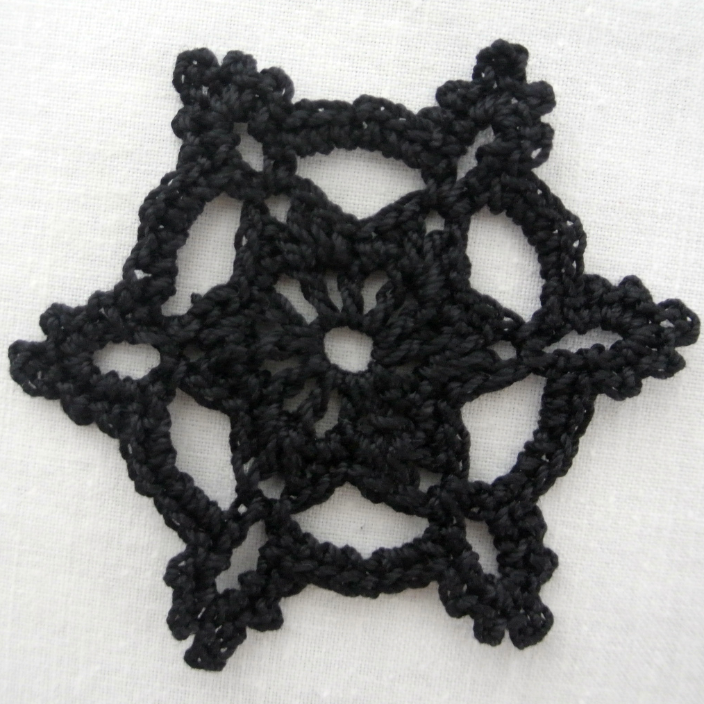 30 pcs, 7–9,5 cm, 2.8–3.7 “, Black, Halloween, Crochet Snowflakes, ogrc30, 299 Handmade - фотография #9