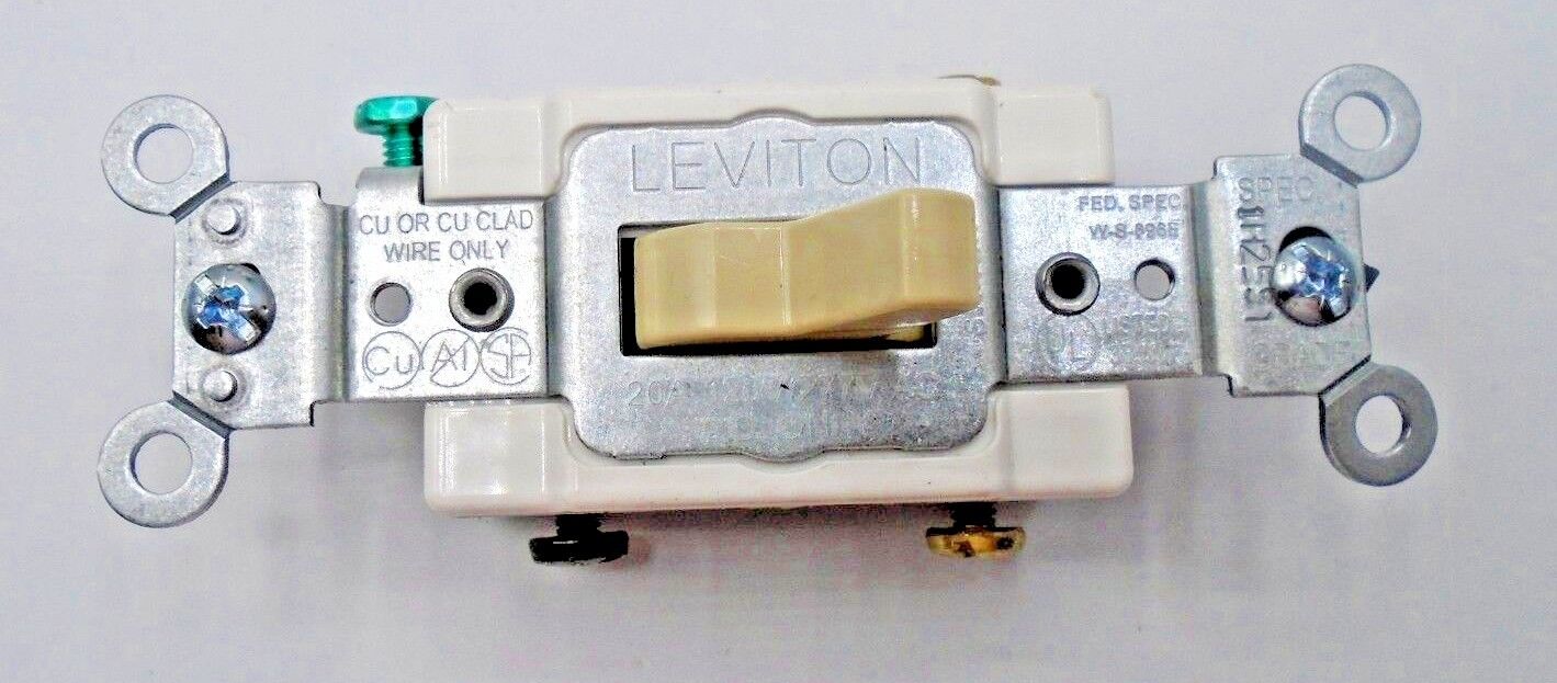 Leviton Ivory CS320-21 Commercial 3 Way Toggle Wall Lght Switch LOT OF 7 NIB *28 Leviton CS320-21 - фотография #3