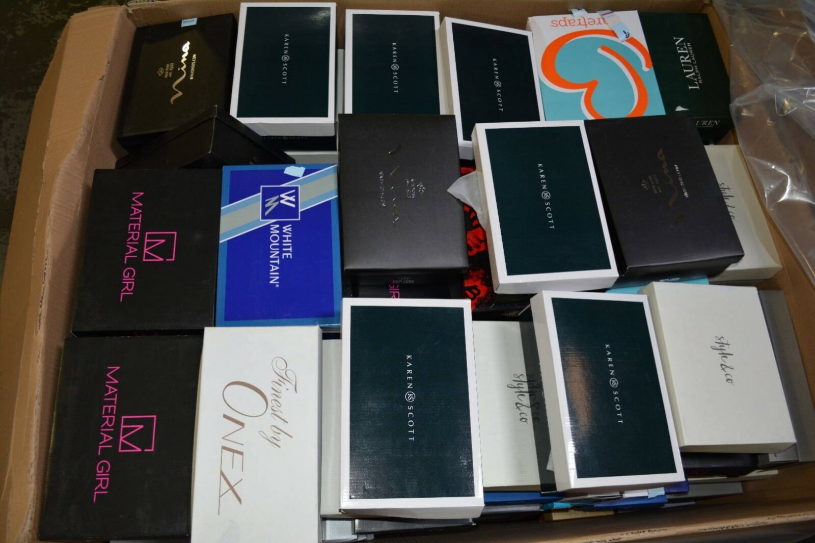 $1250 WHOLESALE LOT Women Designer Brands Fashion Liquidation Great for Resale Days by zendaya, AVEC LESS FILLES, Marc Fisher, .. - фотография #3