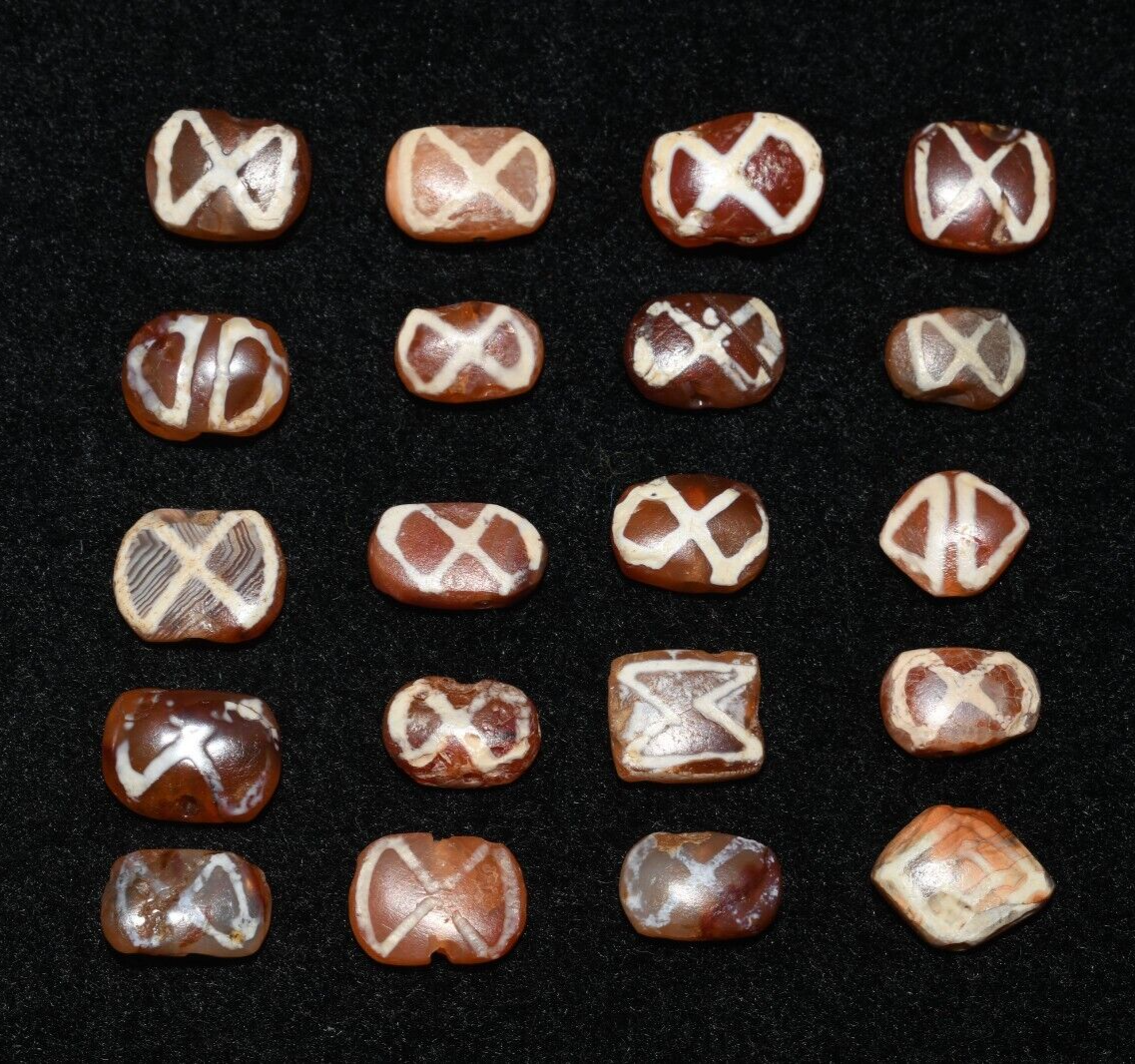 Lot Sale 20 Ancient Indus Valley Etched Carnelian Beads Circa 2600-1700 BCE Без бренда