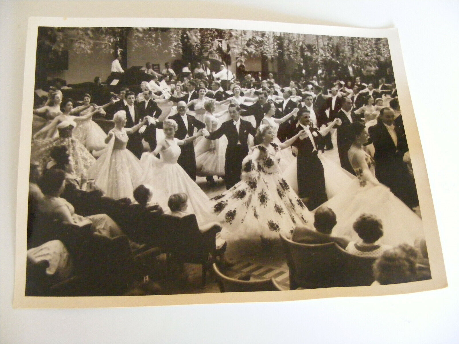 1954 Original Photographs Of  Ballroom Dancing  At  Filey  & Cambridge Guildhall Без бренда - фотография #8
