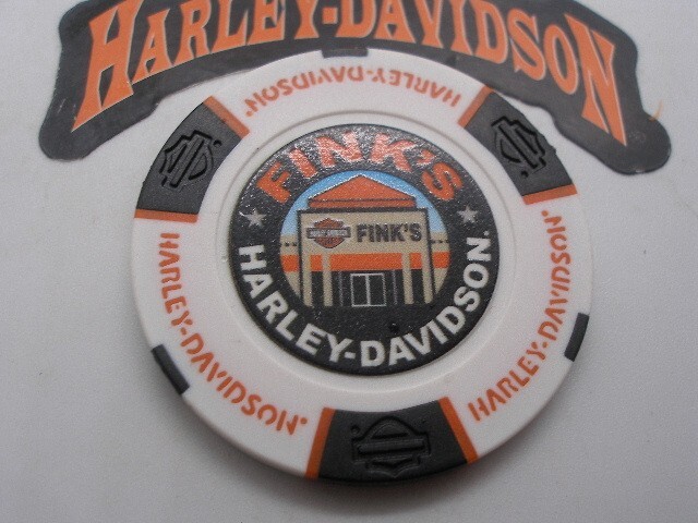 White Black & Orange 115th Ann Poker Chip Fink's Harley Davidson, Zanesville, OH Без бренда