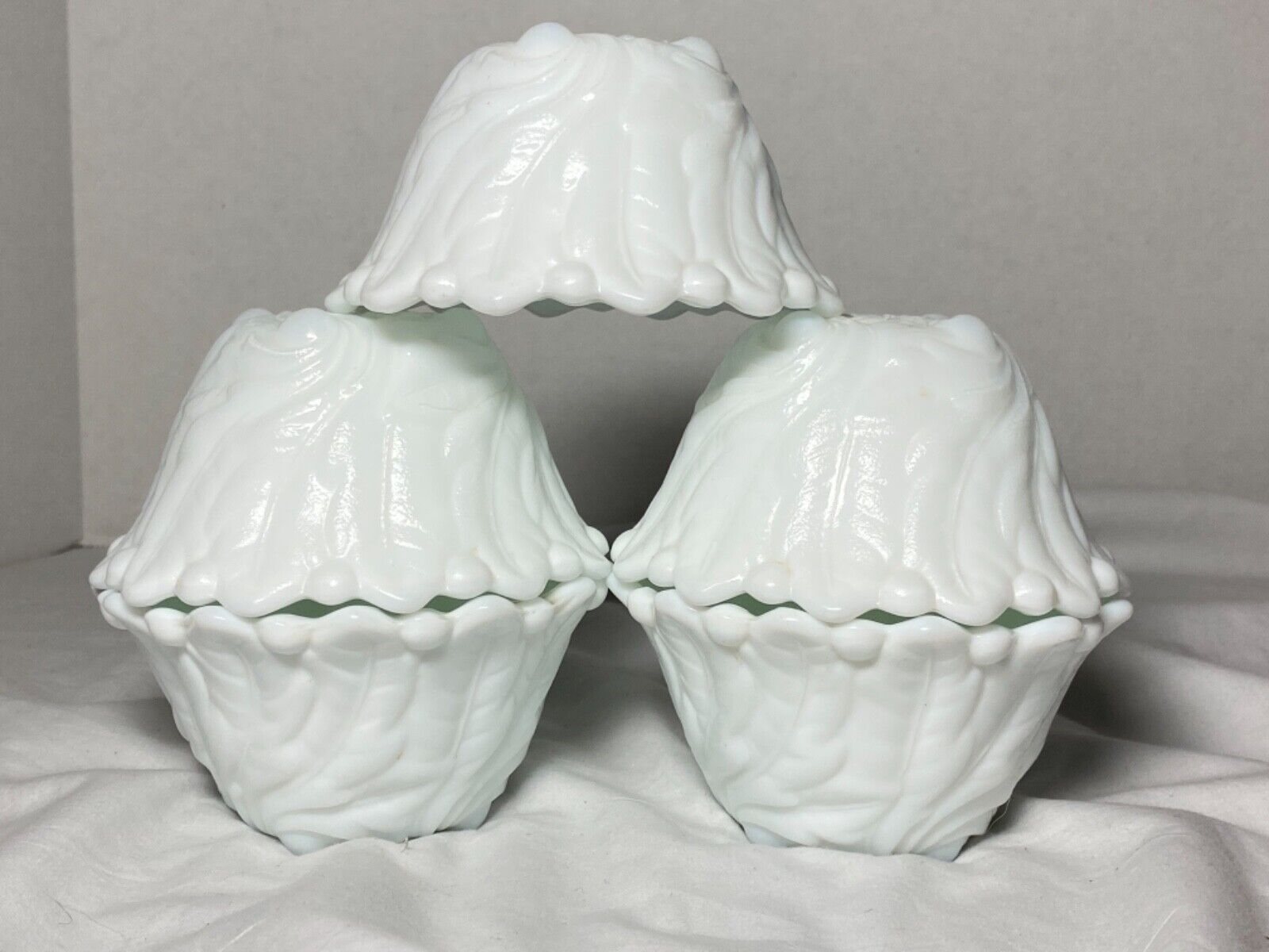 5 Vintage Milk Glass Bowls with Embossed Leaf Pattern Milk glass