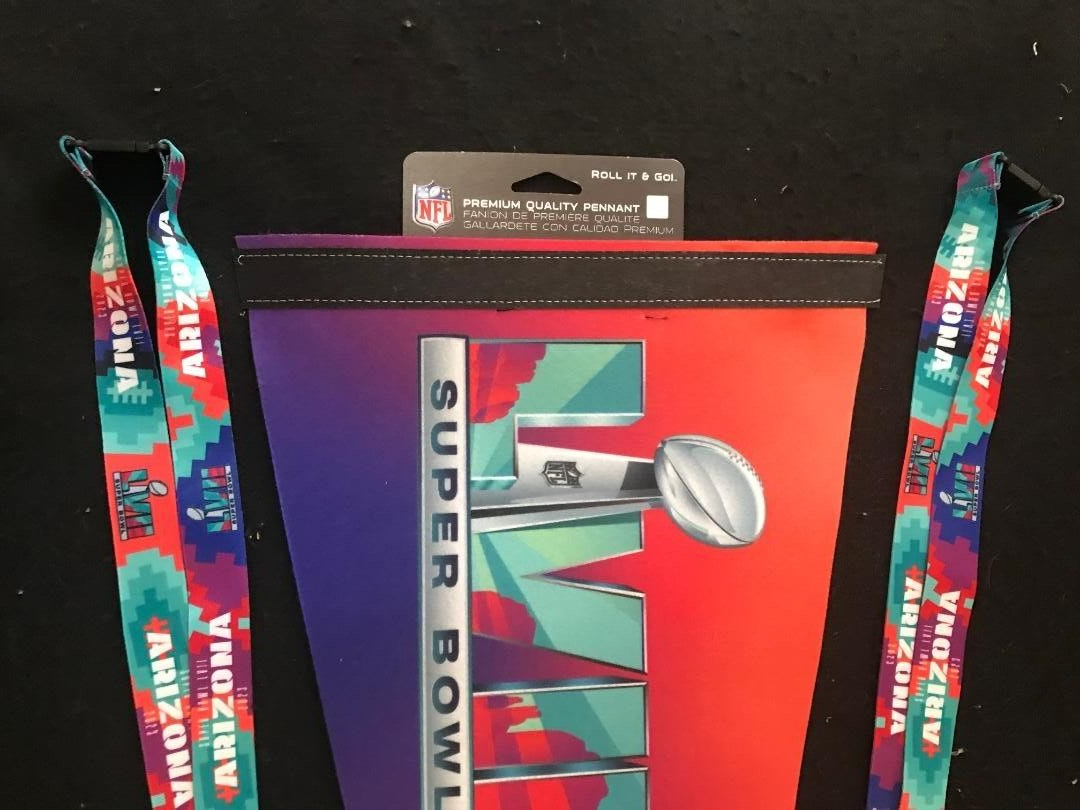 Pack of Super Bowl 57 Chiefs Eagles Pennant & Lanyards & Ticketholders & Pins Wincraft - фотография #3