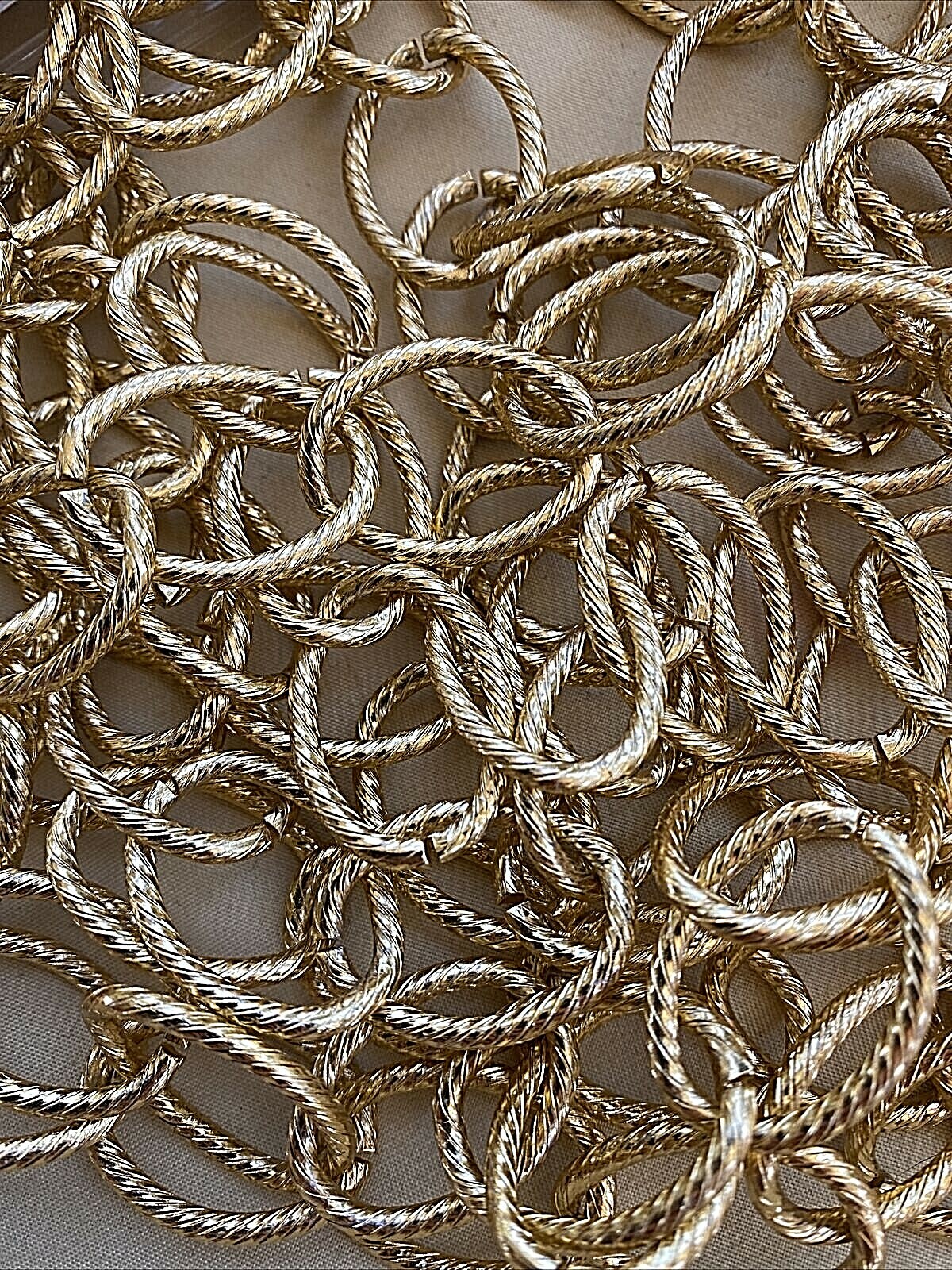 30' Gold Plate Aluminum 20mm x 26 Oval Rope Link Chain B46A Unbranded - фотография #3