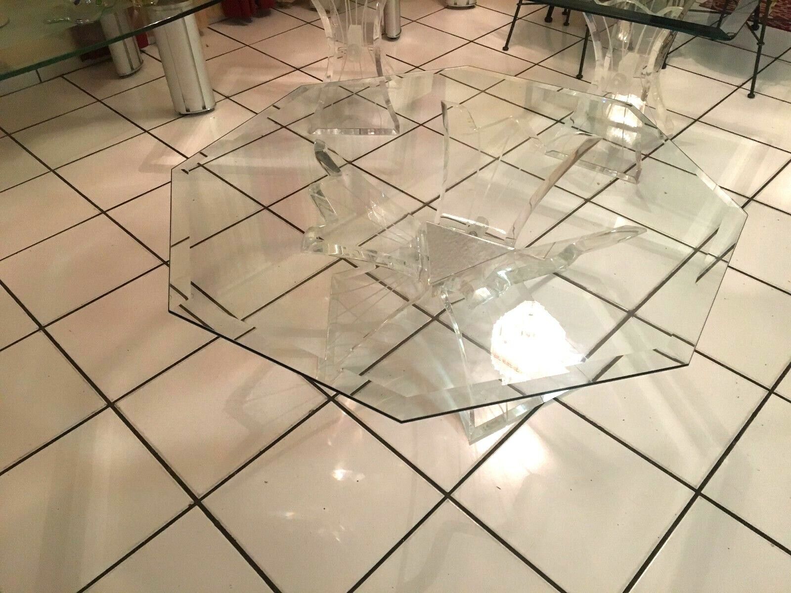 LUCITE/ACRYLIC HOLLYWOOD REGENCY BUTTERFLY WING GLASS - 3 TABLES TOTAL Без бренда - фотография #2