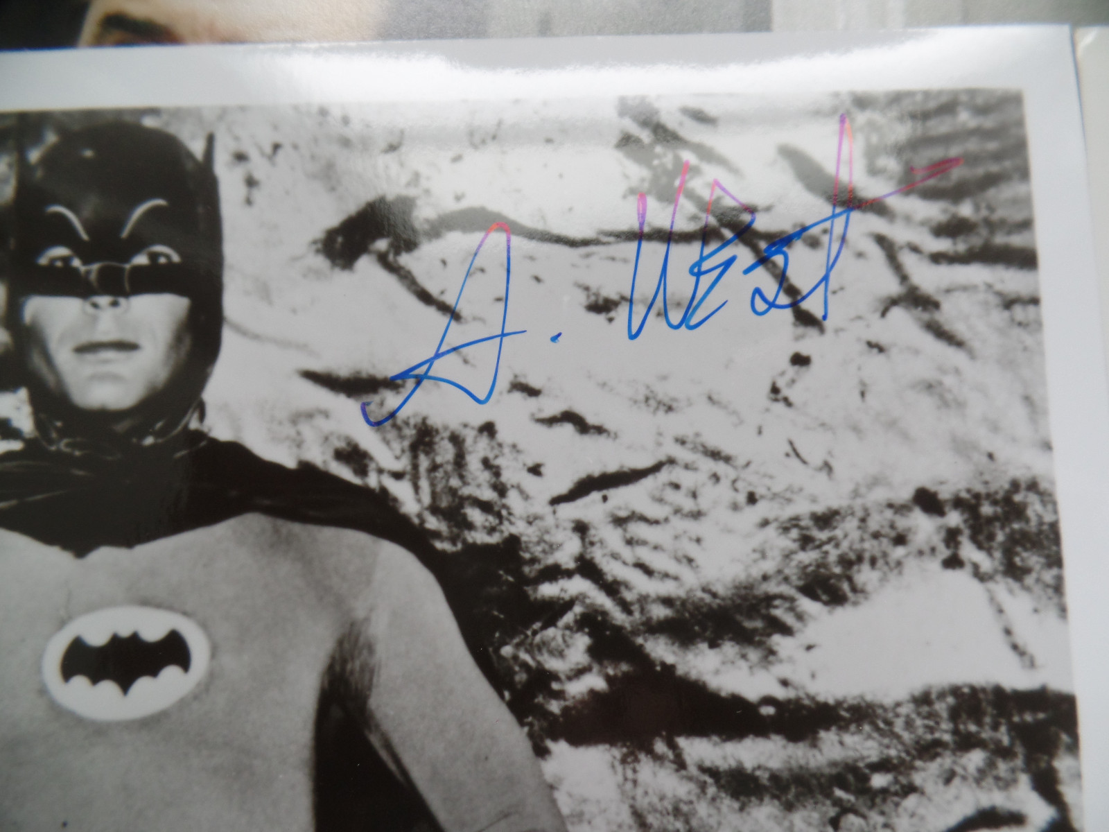 ADAM WEST BURT WARD autograph auto signed BATMAN & ROBIN Suggestive Pose 8X10 Без бренда - фотография #2