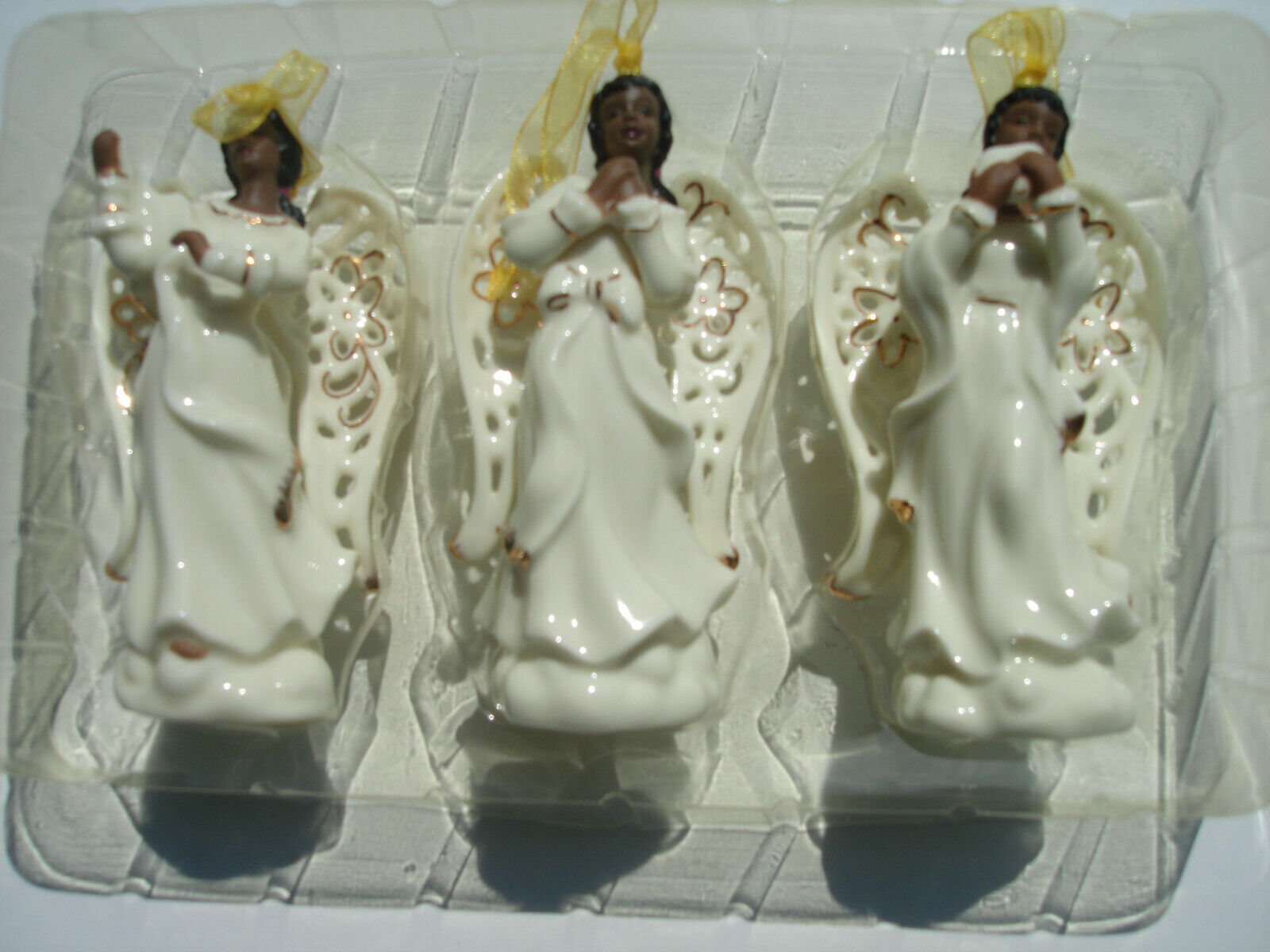 ANGELS with WINGS CHRISTMAS ORANAMENT (BLACK AFRICAN-AMERICAN ANGEL) (SET of 3) Unbranded - фотография #4