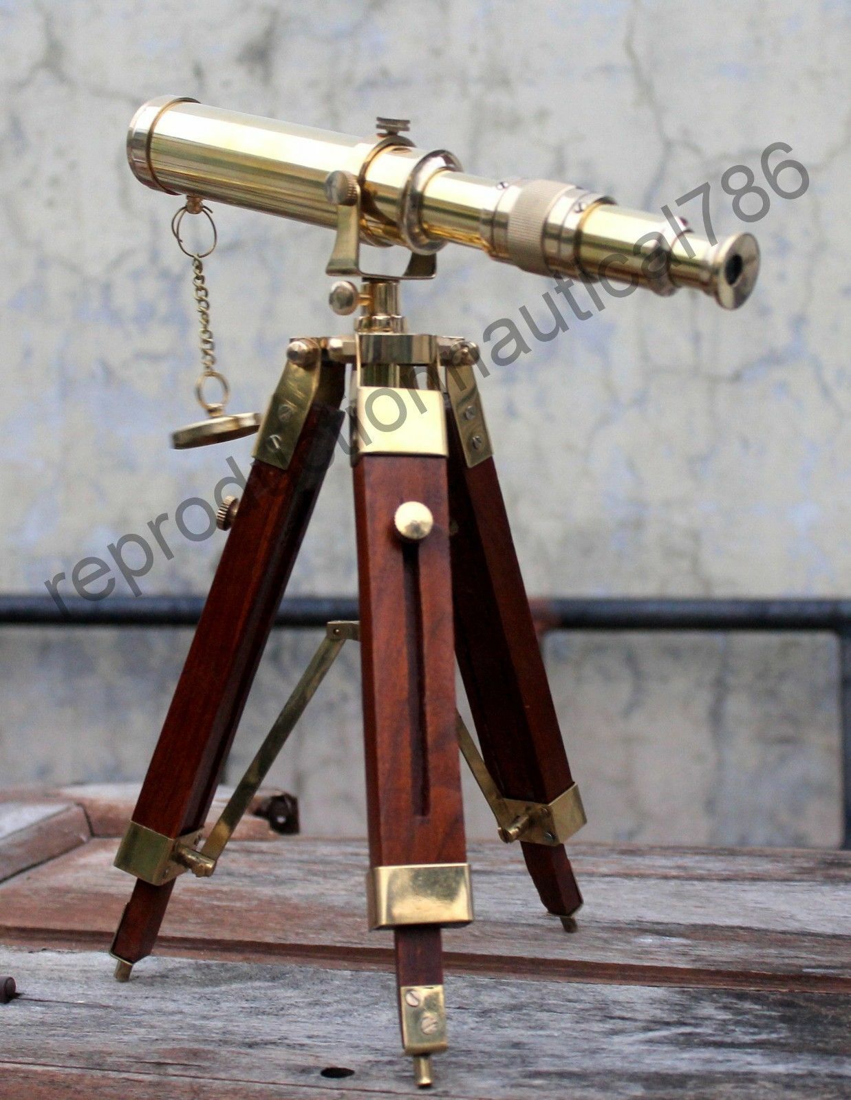 Vintage Solid Brass Telescope With Wooden Tripod Nautical Navy Ship Telescope  Без бренда